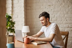 7 dicas de como montar seu próprio home office